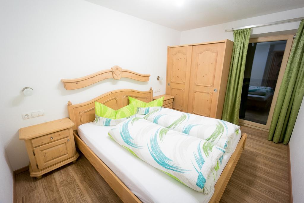 Haus Schennach Apartment Mayrhofen Ruang foto